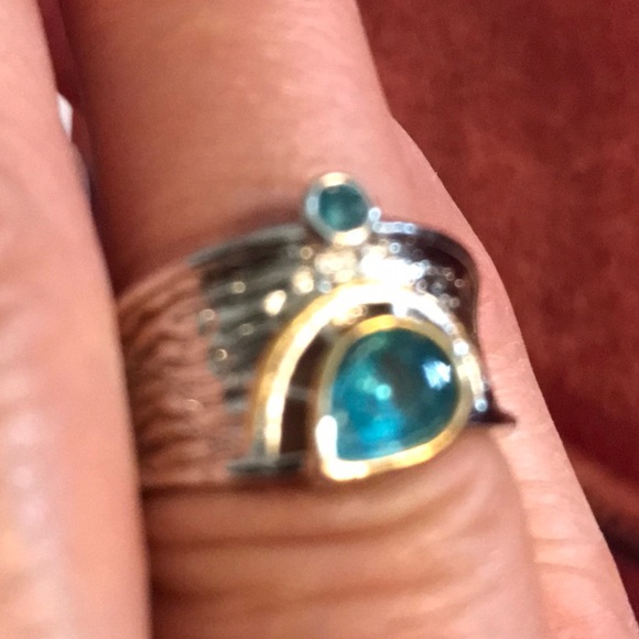 New Two-Tone Topaz Sterling Ring Size 6 - Picture 2 of 3
